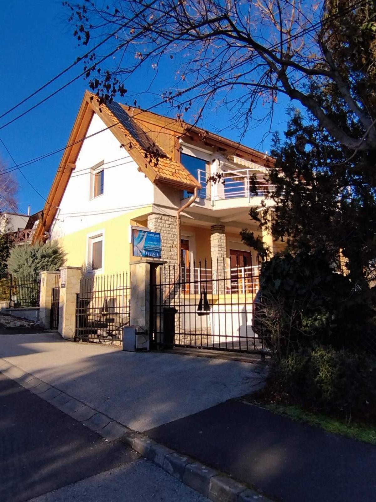 Apartman Vitorlas Vendeghaz Balatonfüred Екстериор снимка