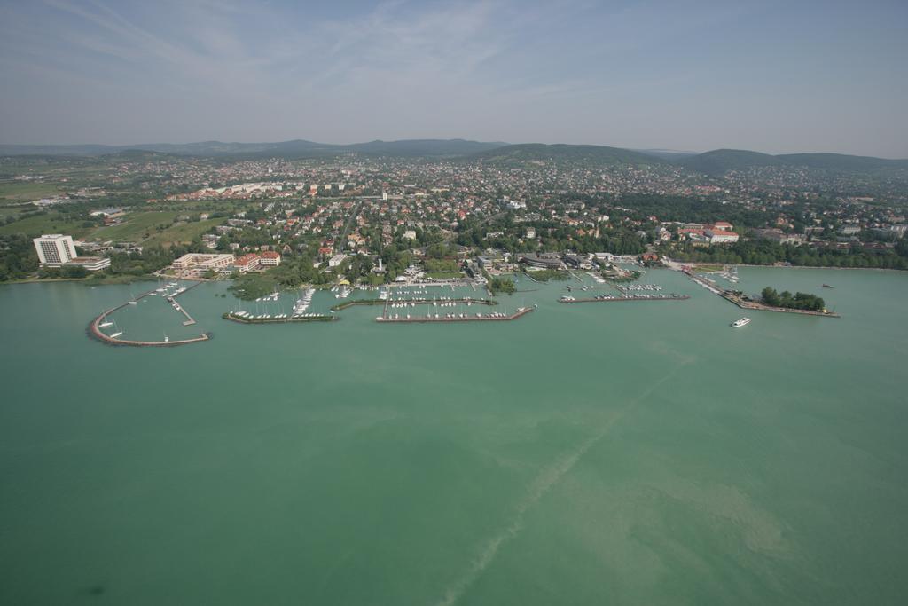 Apartman Vitorlas Vendeghaz Balatonfüred Екстериор снимка